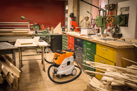 Odkurzacz przemysłowy SE 133 ME STIHL. Klasa M. Praca na sucho i mokro