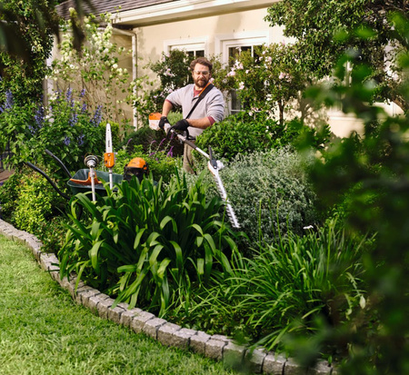 STIHL Kombimotor Akumulatorowy KMA 80 R, bez akumulatora i ładowarki